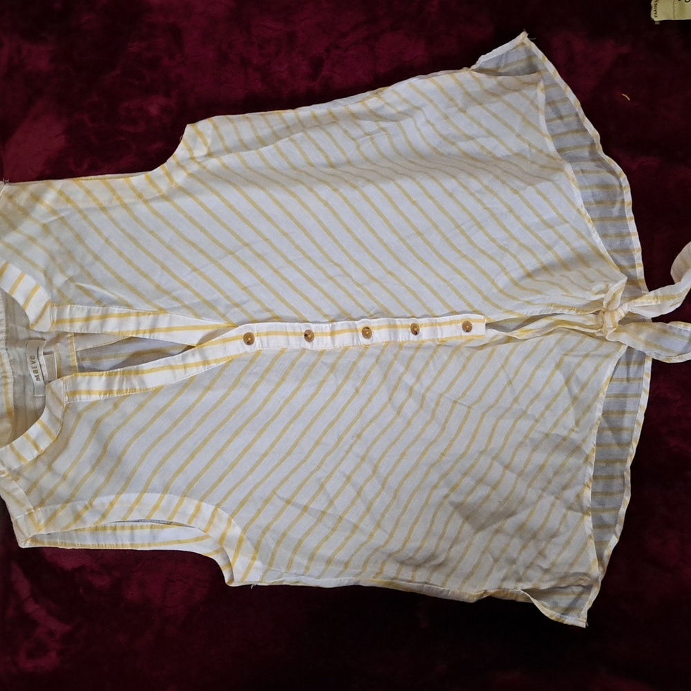 Maeve by anthropology  button up top